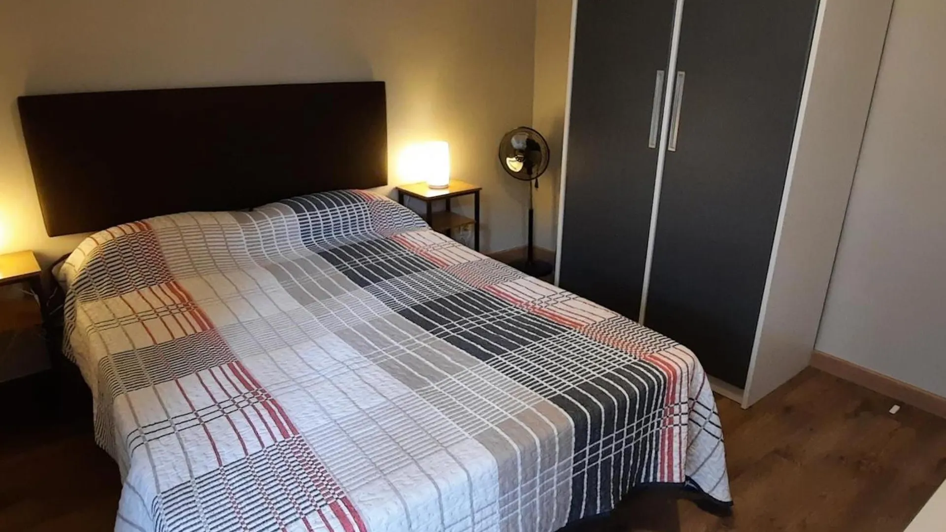 Apartmán Amplio Apartamento En Planta Baja Con Terraza Y Jardin, Cerca De La Playa Carboneras, Llanca - Es-170-1